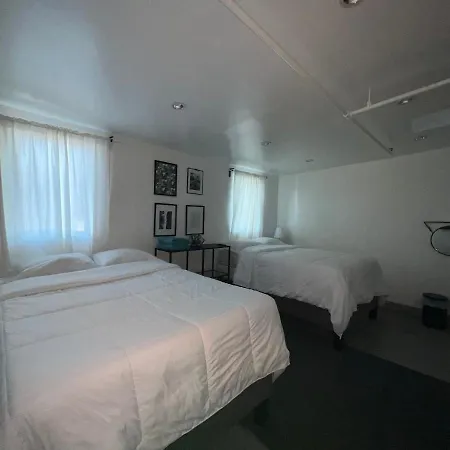 Culver City Hostel-3
